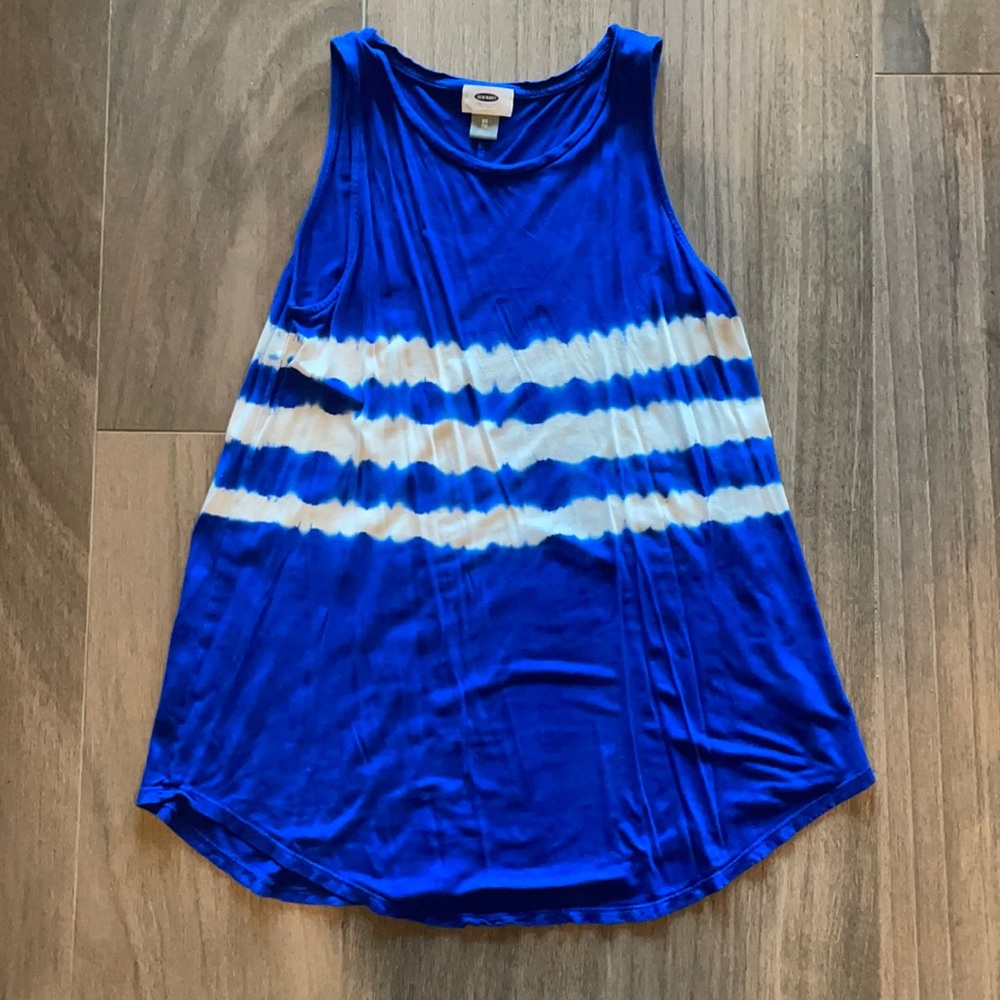 Old Navy Women’s XS tank top. Like new.